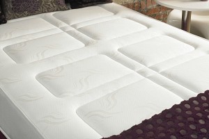 QUILTED MEMORY FOAM MATTRESS 10"